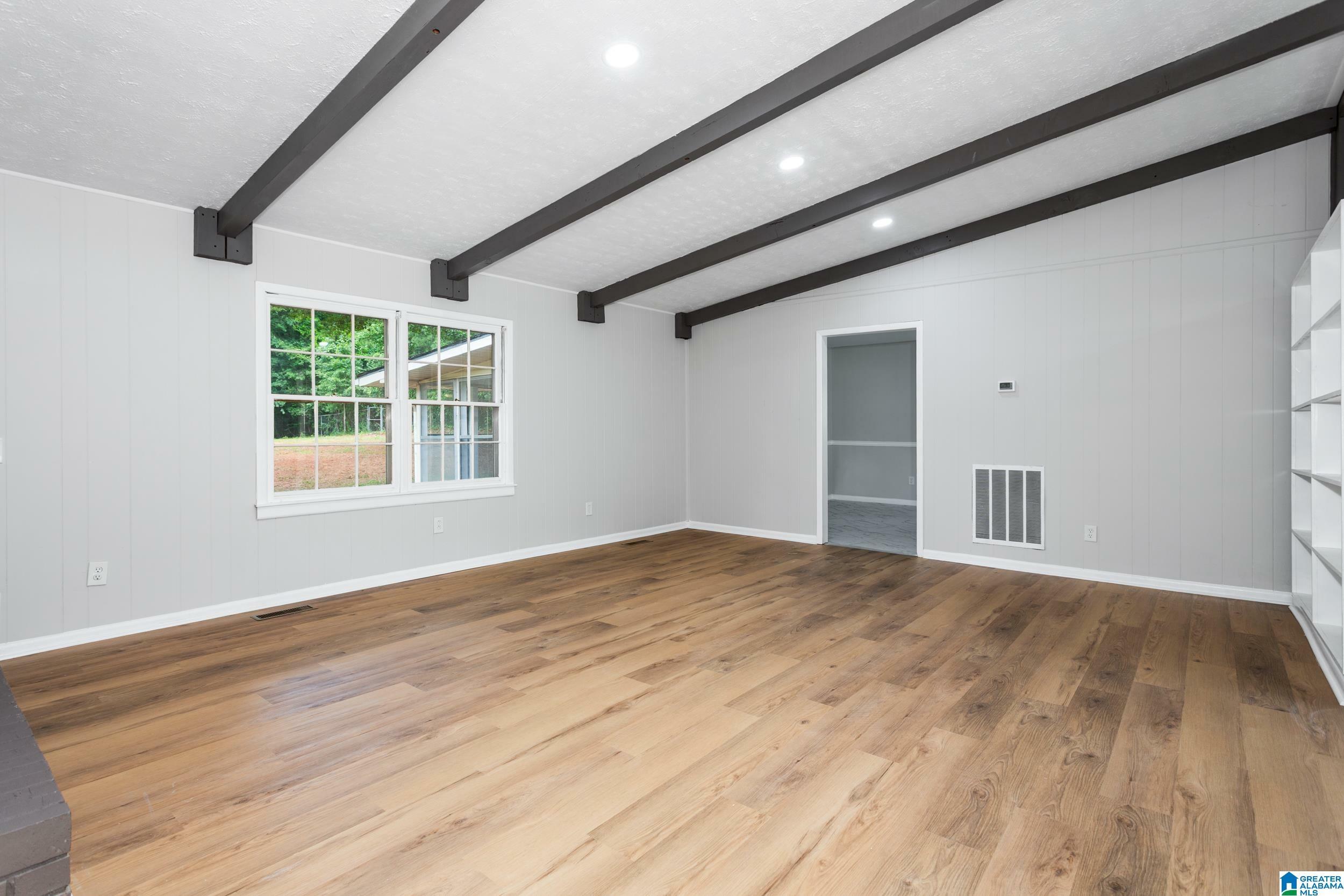 Property Photo: 5104 North Road AL 36206