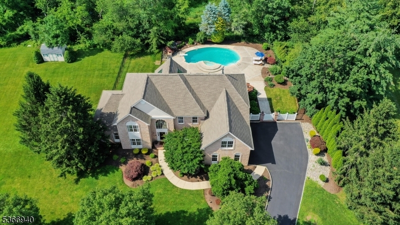 24 Montfort Dr  Montgomery Twp. NJ 08502 photo
