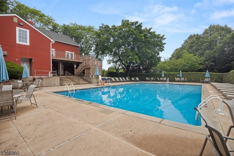 Property Photo: 5 Howard Ct NJ 08833