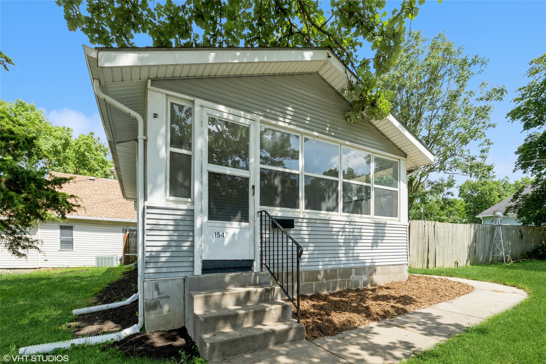 Property Photo: 1547 13th Street IA 50314