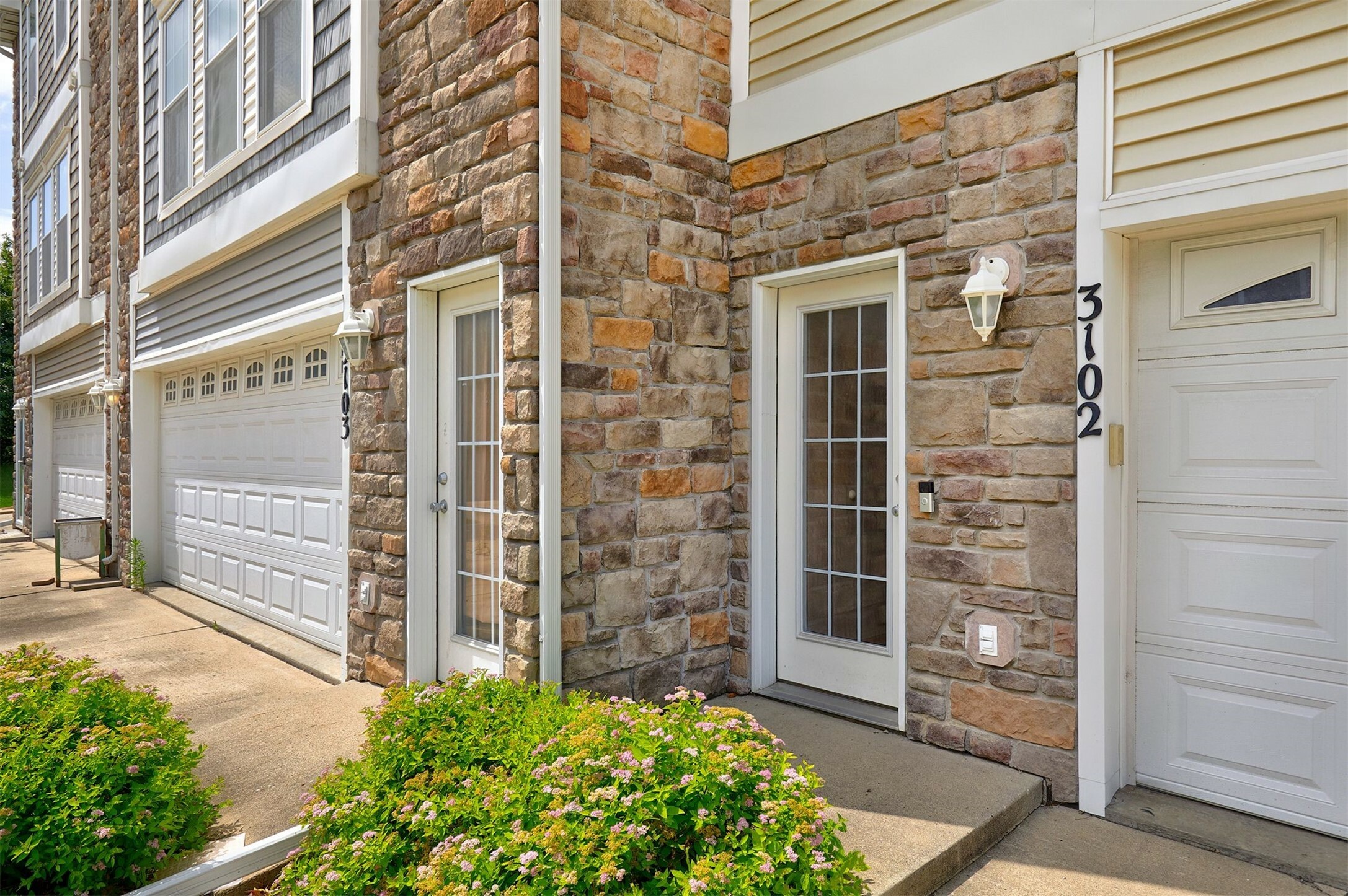 Property Photo:  8302 Westown Parkway 3102  IA 50266 