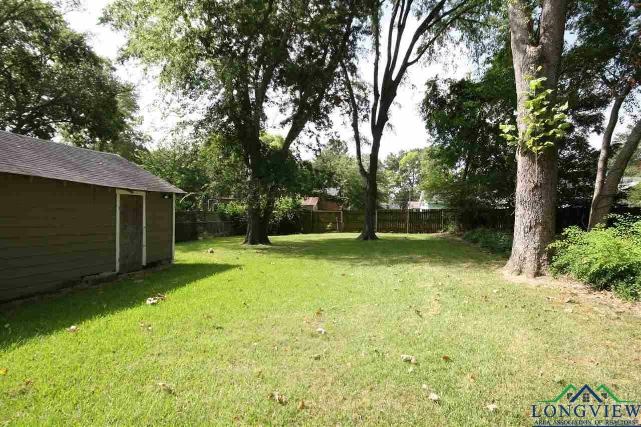 Property Photo: 808 Owings St. TX 75602