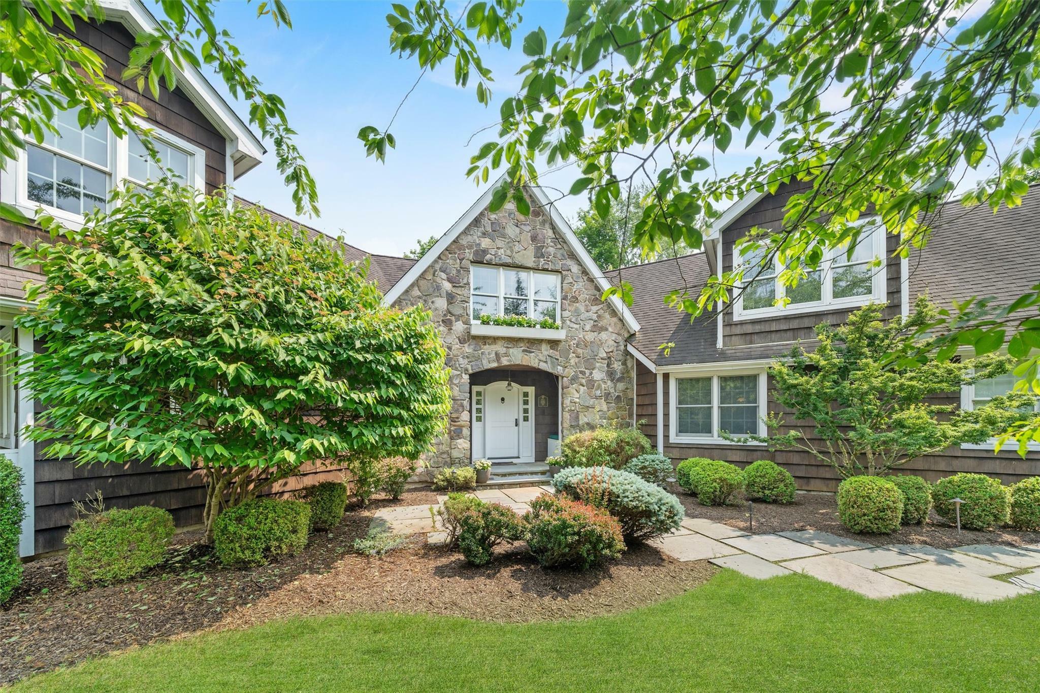 7 Weldon Way  Warwick NY 10990 photo