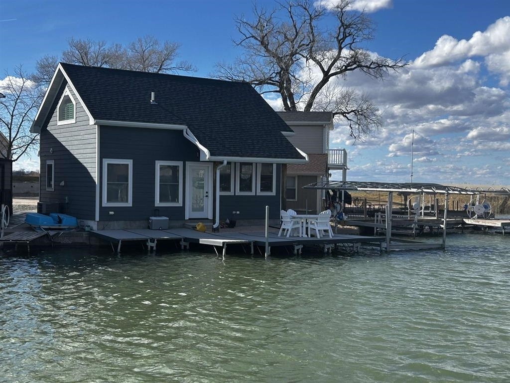 205 Mill Isle Drive  North Platte NE 69101 photo