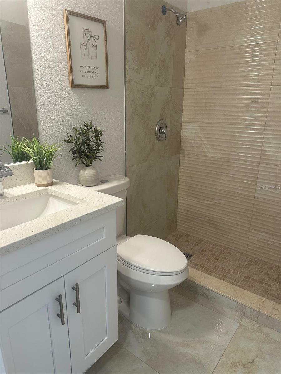 Property Photo: 1635 Evergreen Street D FL 34746