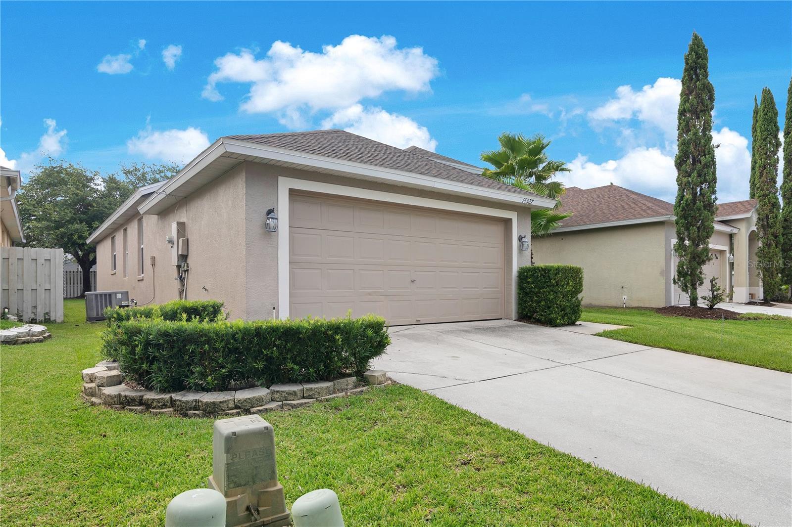 Property Photo: 14327 Cheverleigh Drive FL 32837