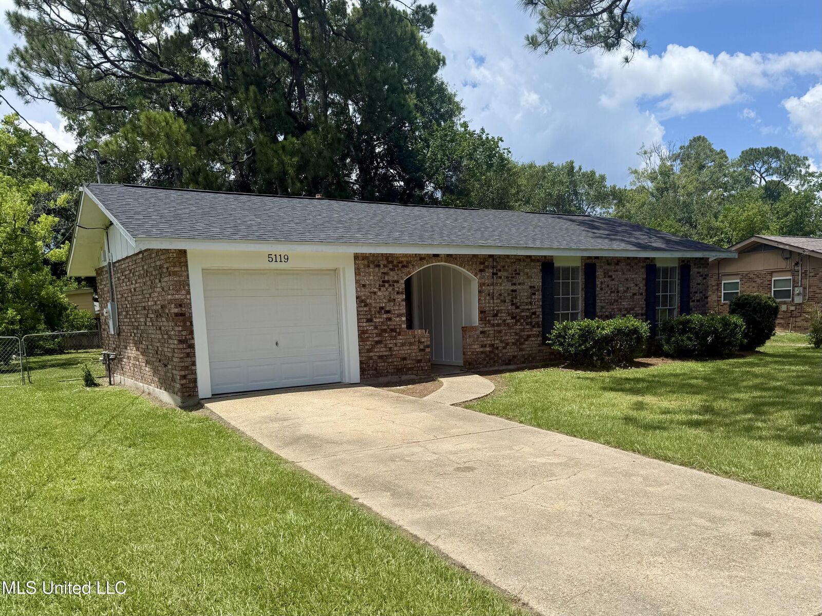 Property Photo:  5119 Old Mobile Avenue  MS 39581 