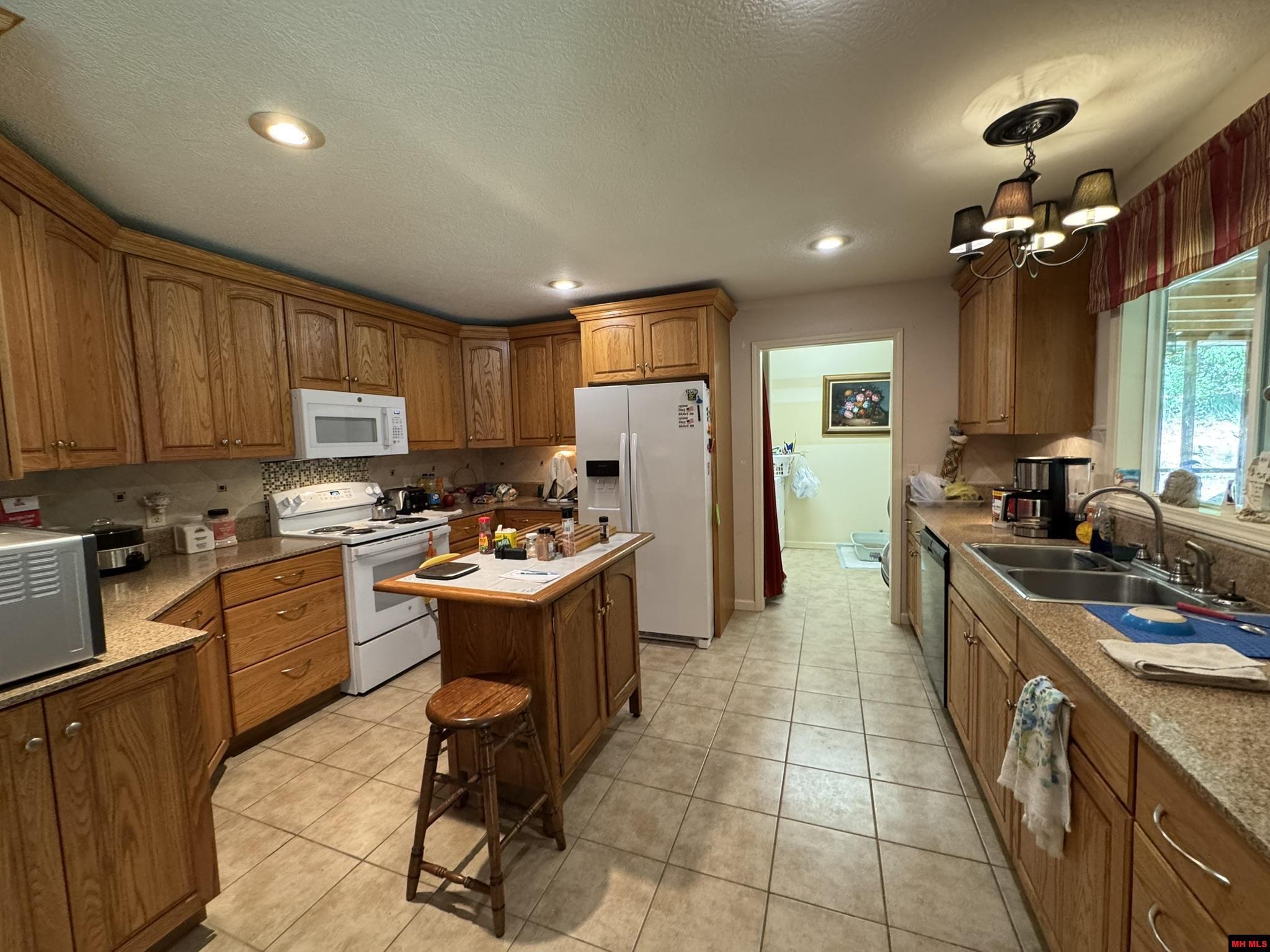 Property Photo: 7201 Cr 25 AR 72653