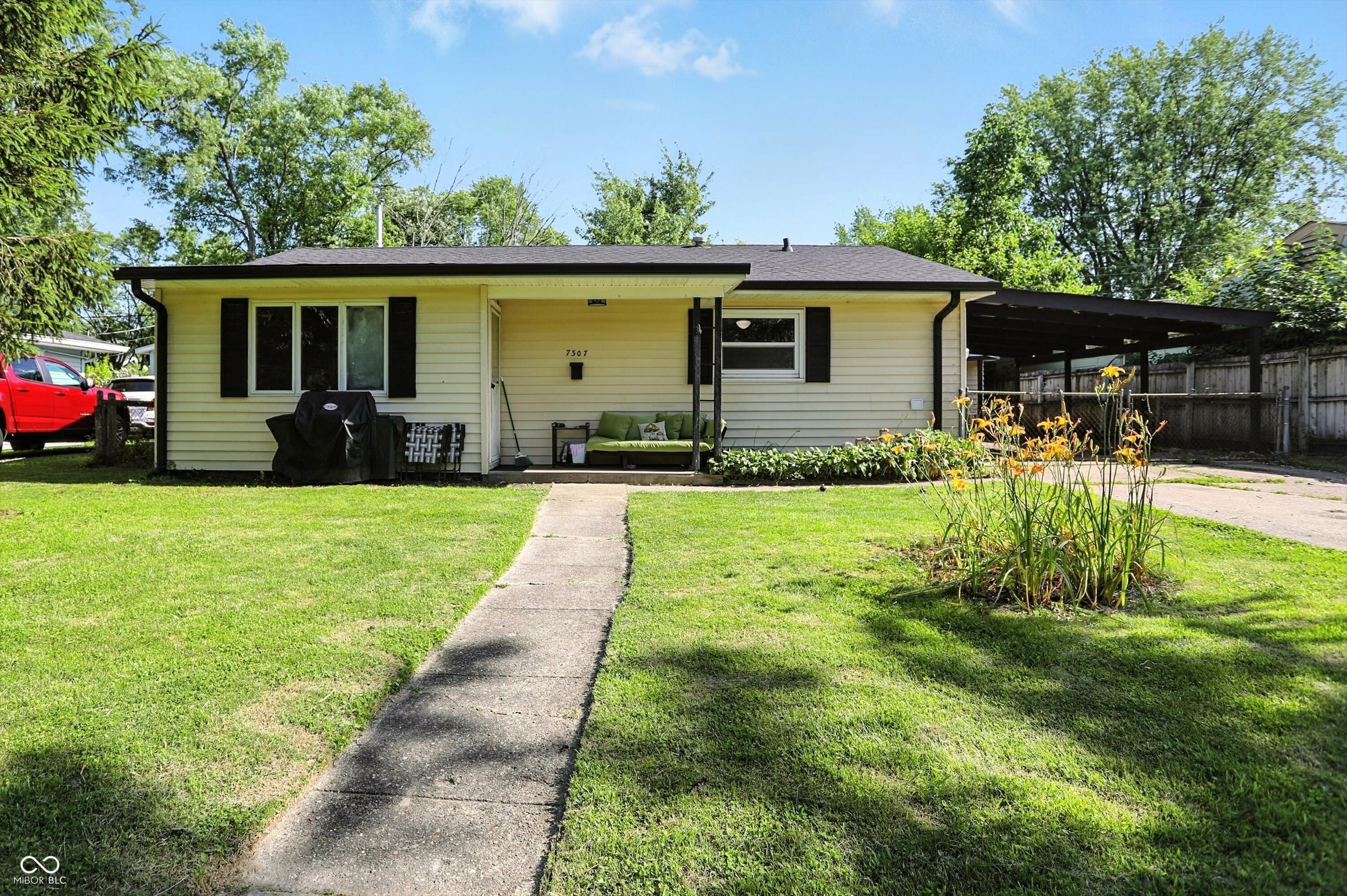 Property Photo: 7307 Twin Beech Drive IN 46226