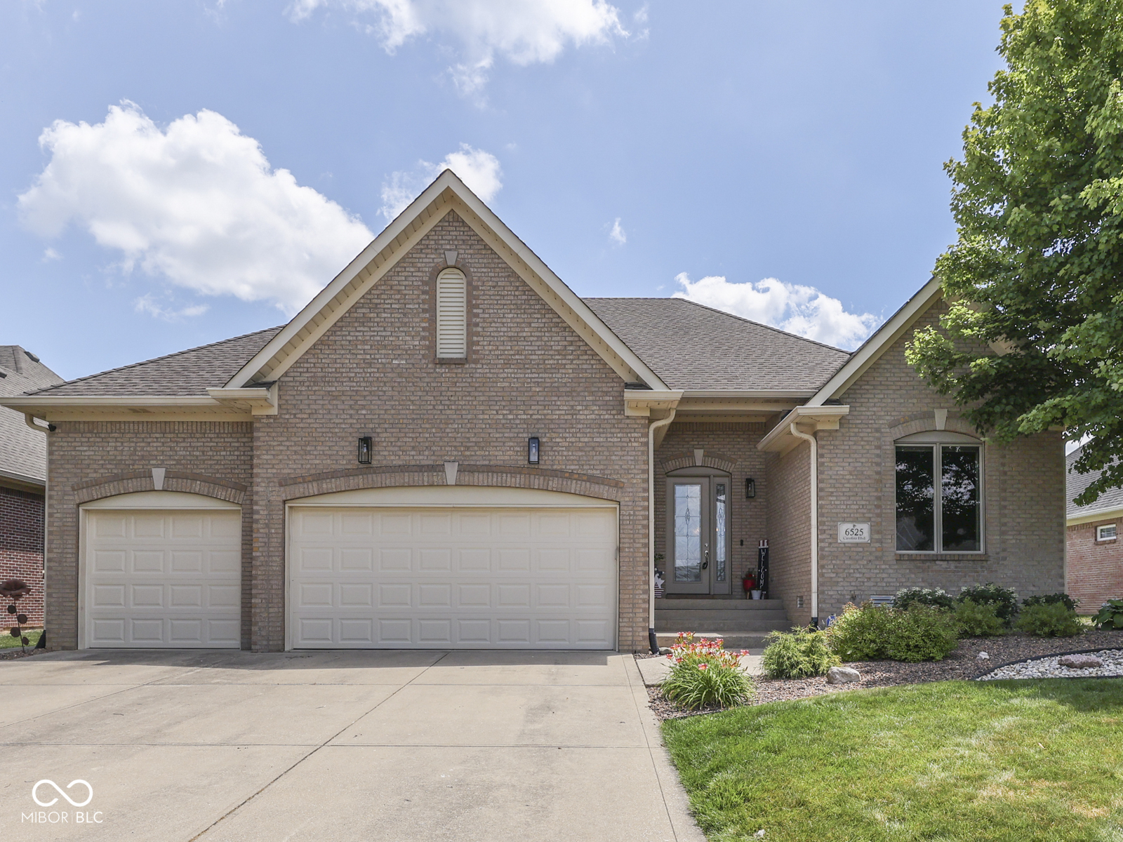 Property Photo: 6525 Carolina Boulevard IN 46217