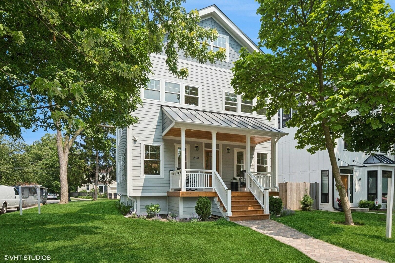 2343 Hastings Avenue  Evanston IL 60201 photo