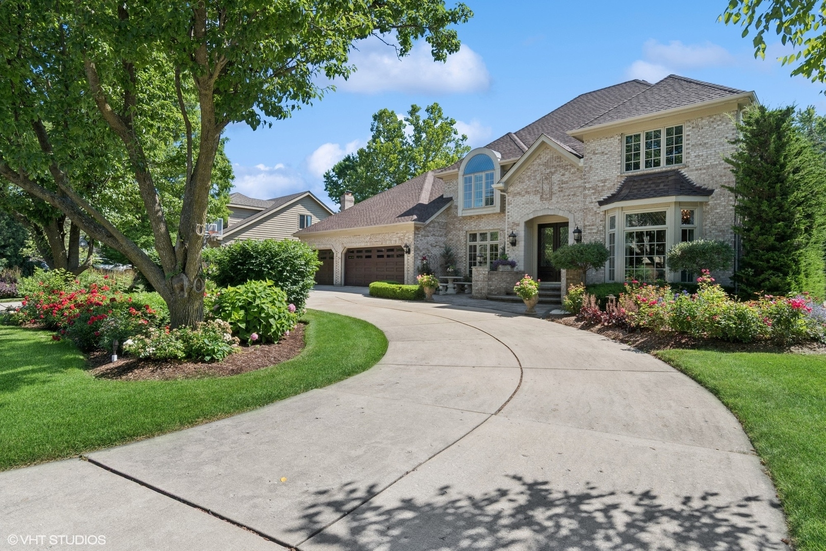 Property Photo: 8S241 Dunham Drive IL 60540