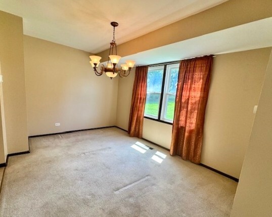 Property Photo: 520 N Salem Drive IL 60194