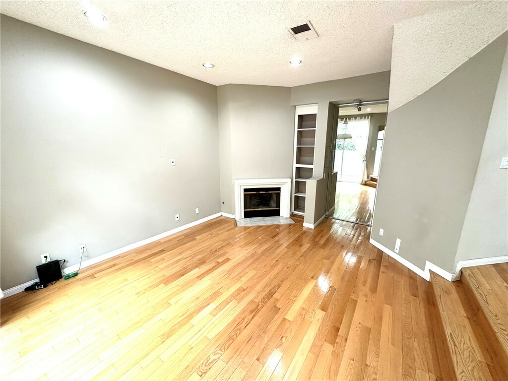 Property Photo: 1097 Blanche Street 109 CA 91106
