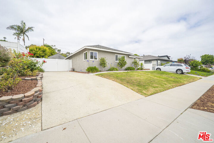 Property Photo:  2618 Brian Avenue  CA 90505 