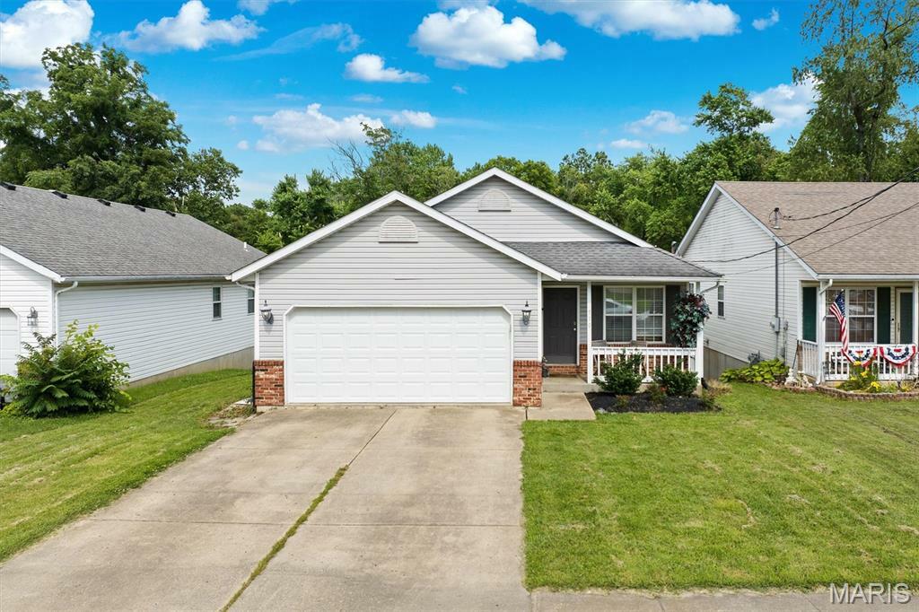 Property Photo: 510 N Combs Avenue IL 62234