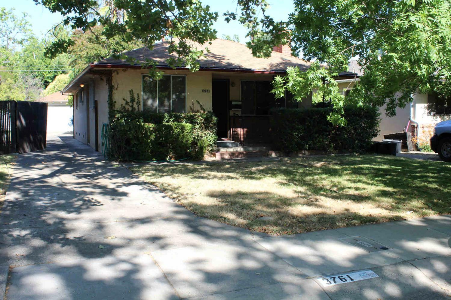 Property Photo: 3761 Jeffrey Avenue CA 95820