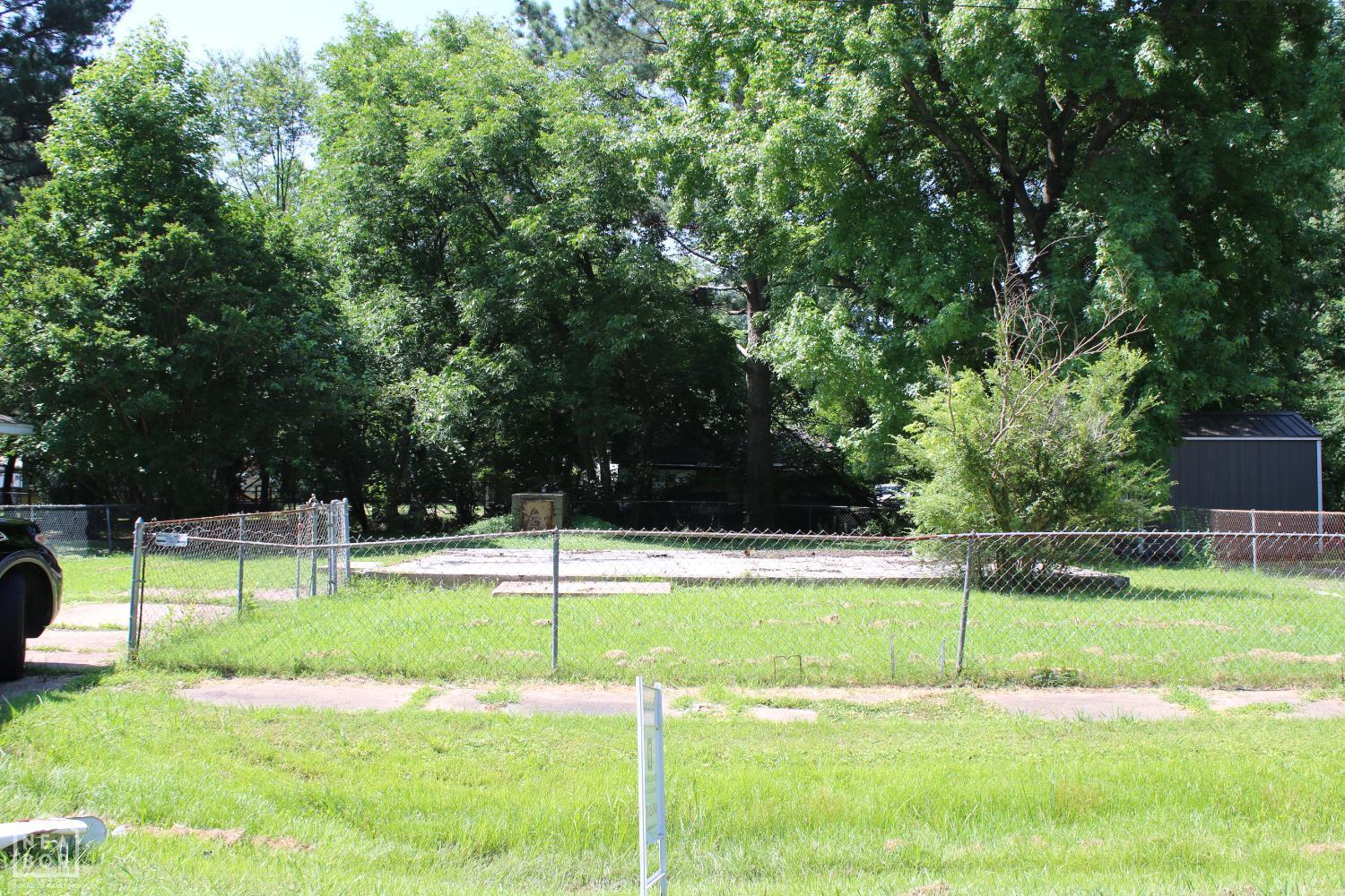 Property Photo:  405 Bradley Street  AR 72401 