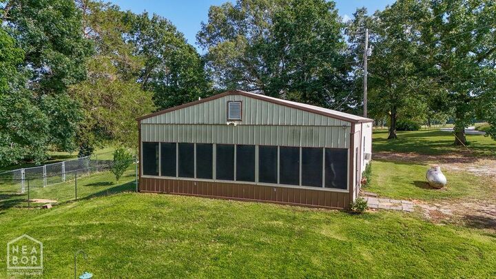 Property Photo: 208 Law 262 AR 72458
