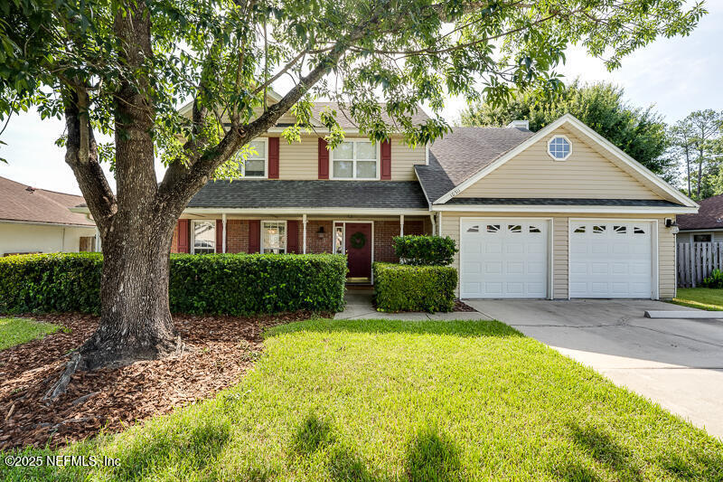 Property Photo: 10311 Triple Crown Avenue FL 32257