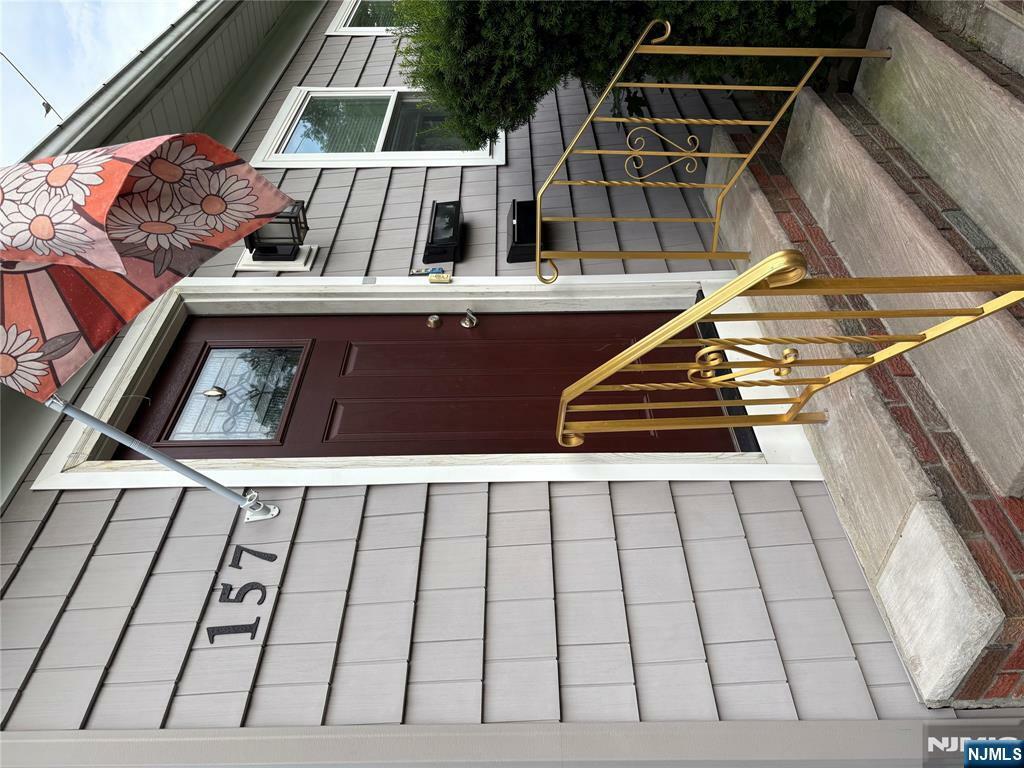 Property Photo:  157 Arlington Avenue 2  NJ 07506 