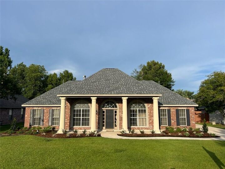 Property Photo: 319 Red Maple Drive LA 70448