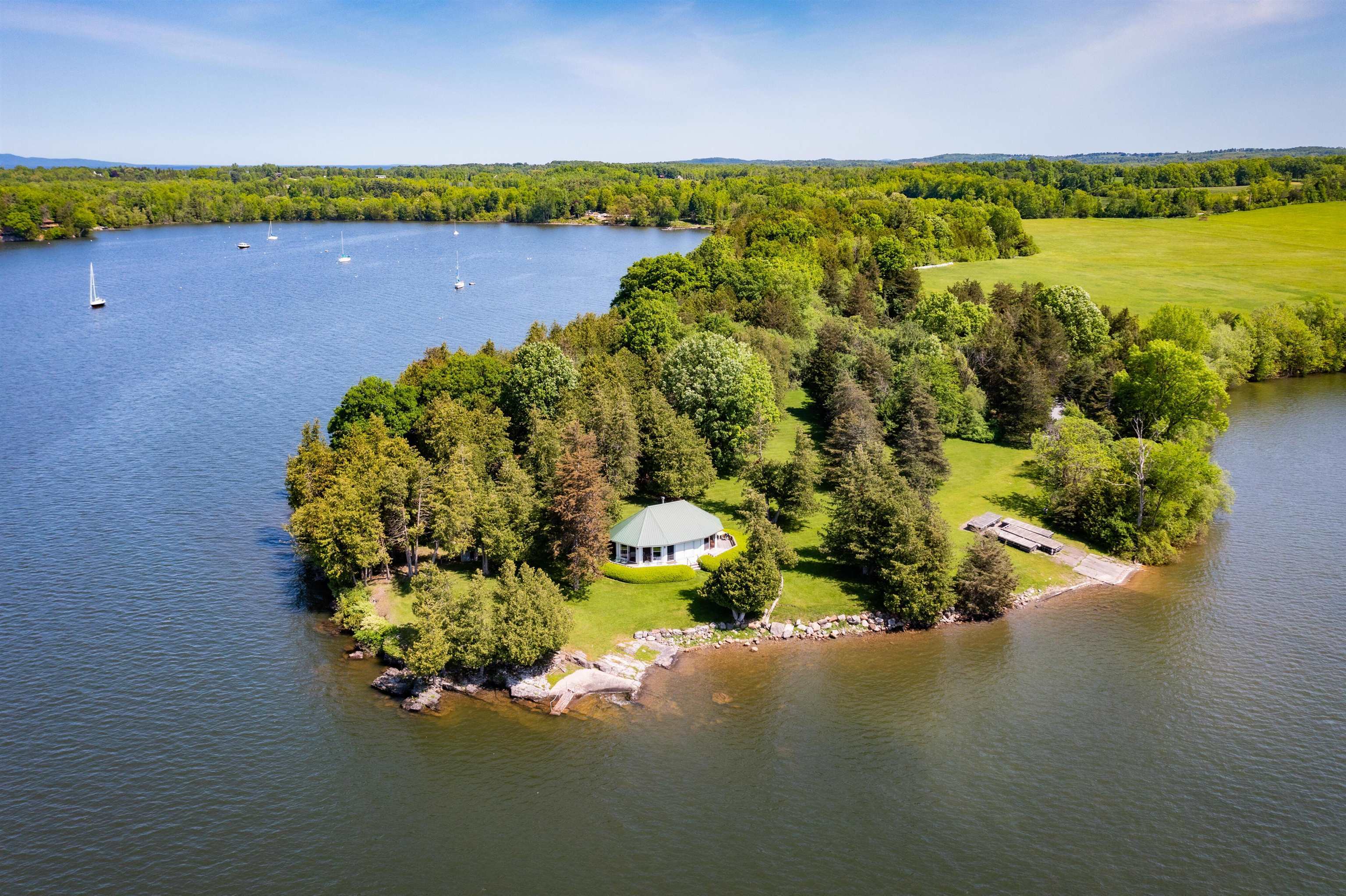 Property Photo: 1028 Converse Bay Road VT 05445-0000