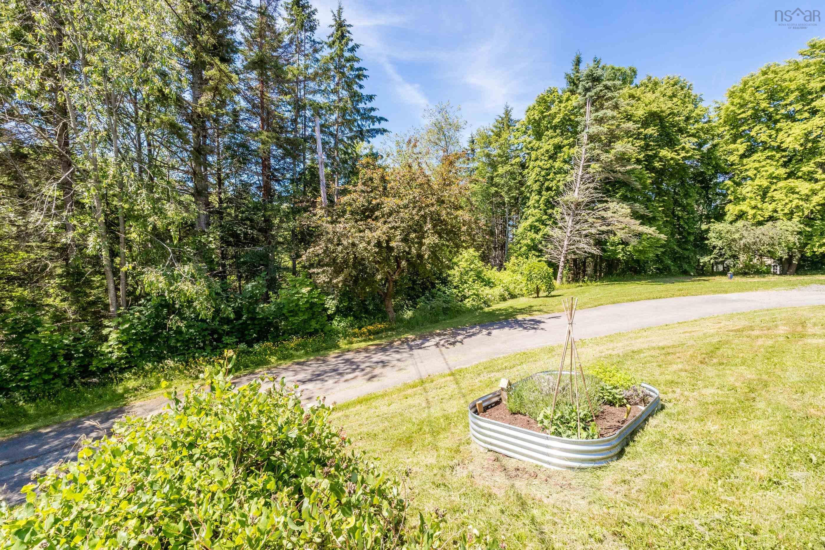 Property Photo: 947 Wentworth Road NS B0N 2T0