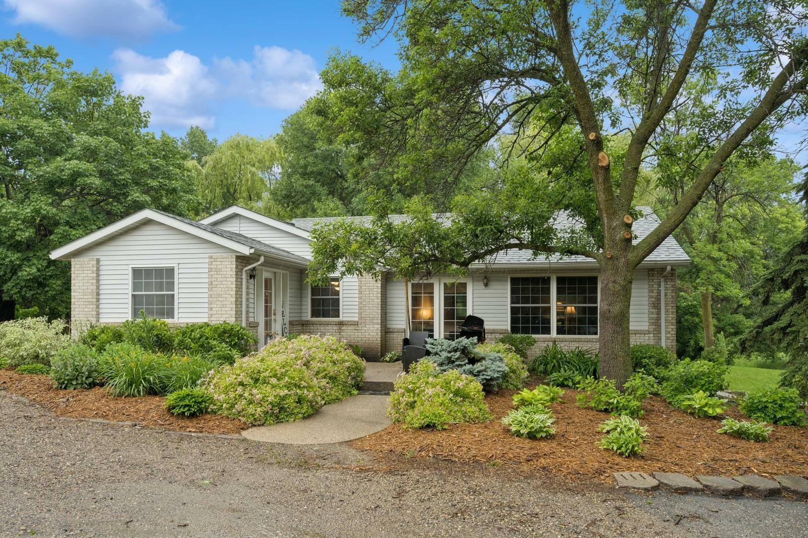 Property Photo:  9372 71st Street NE  MN 56288 