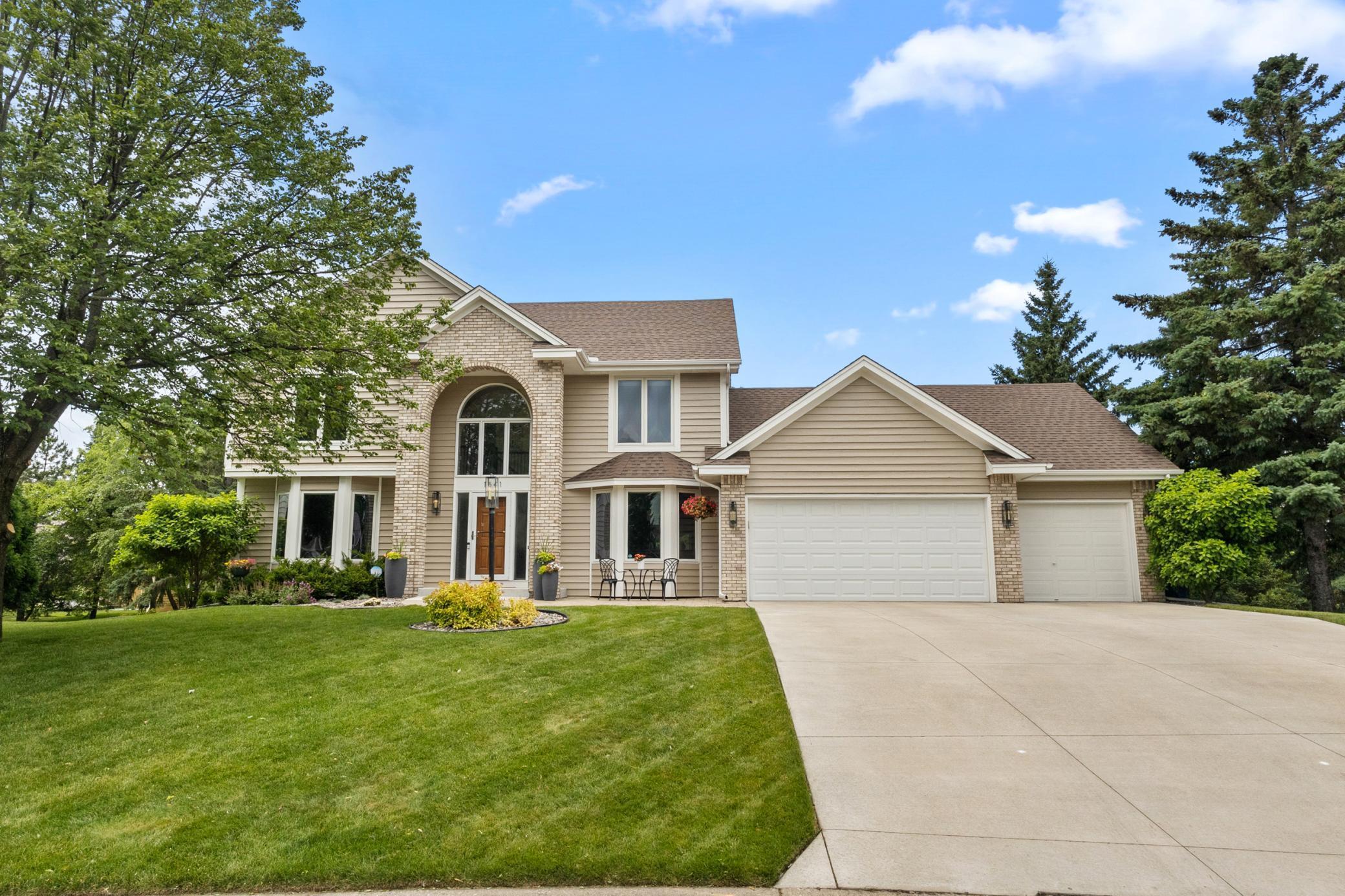 Property Photo: 1541 Wexford Court MN 55122