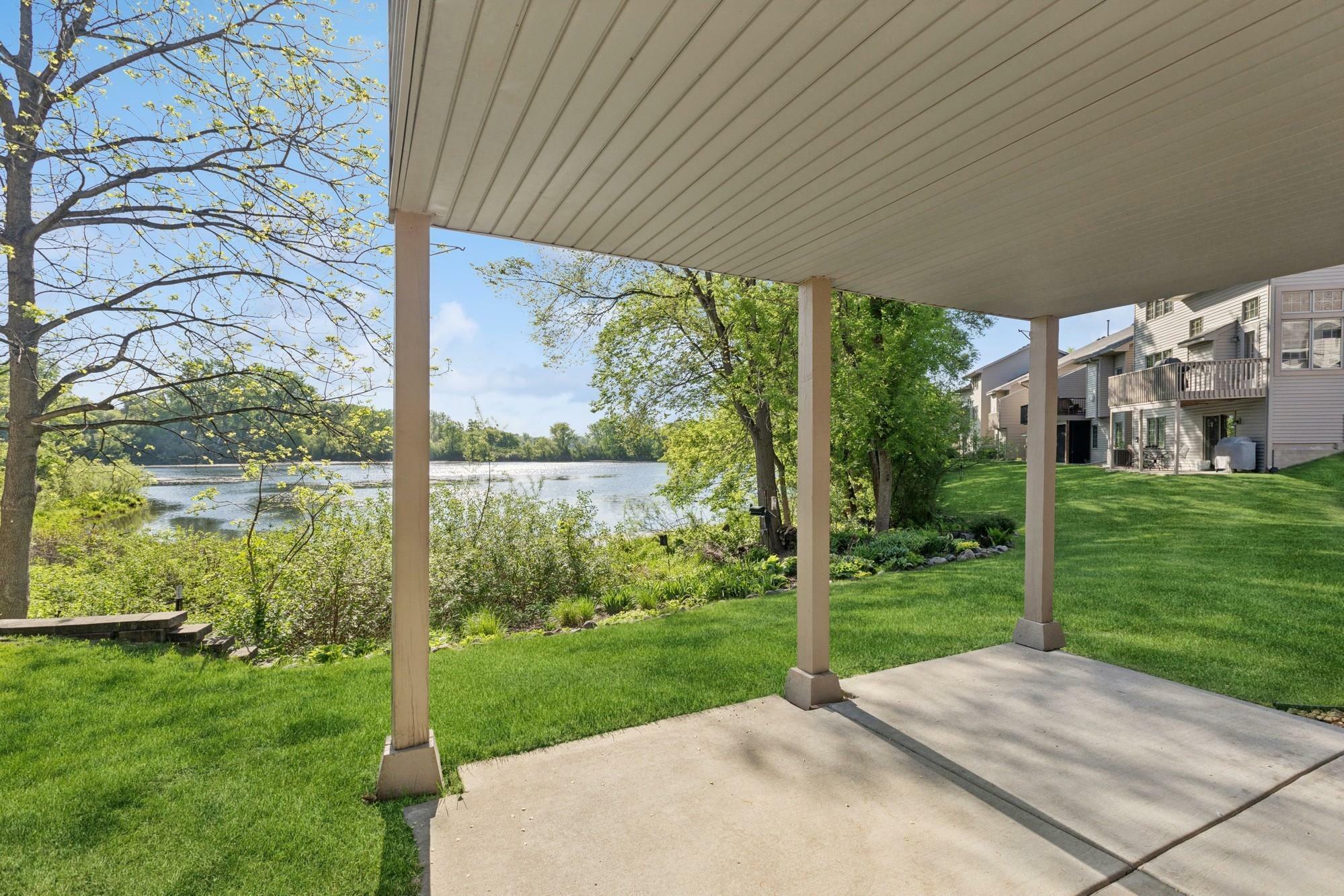 Property Photo: 3662 Pond View Point MN 55122