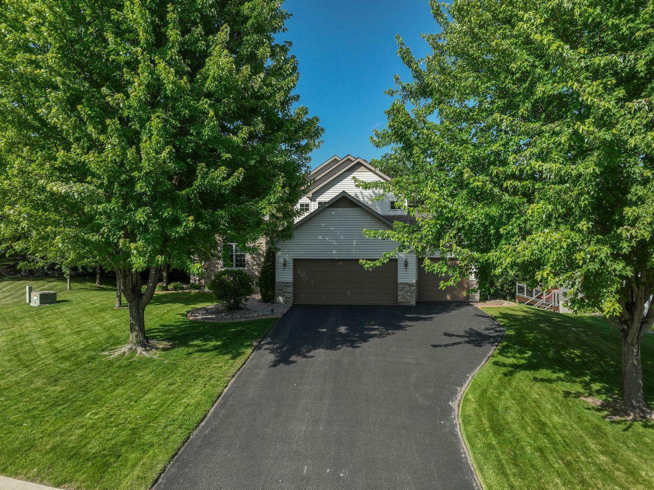 Property Photo: 16240 Kenora Court MN 55044