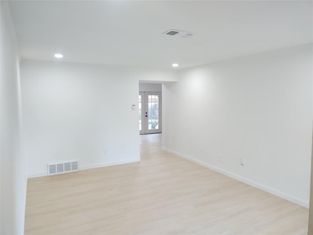 Property Photo:  509 Worcester Way  TX 75080 