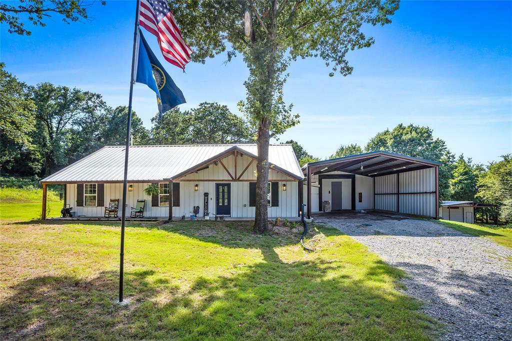 Property Photo: 1685 Fleming Road TX 75414
