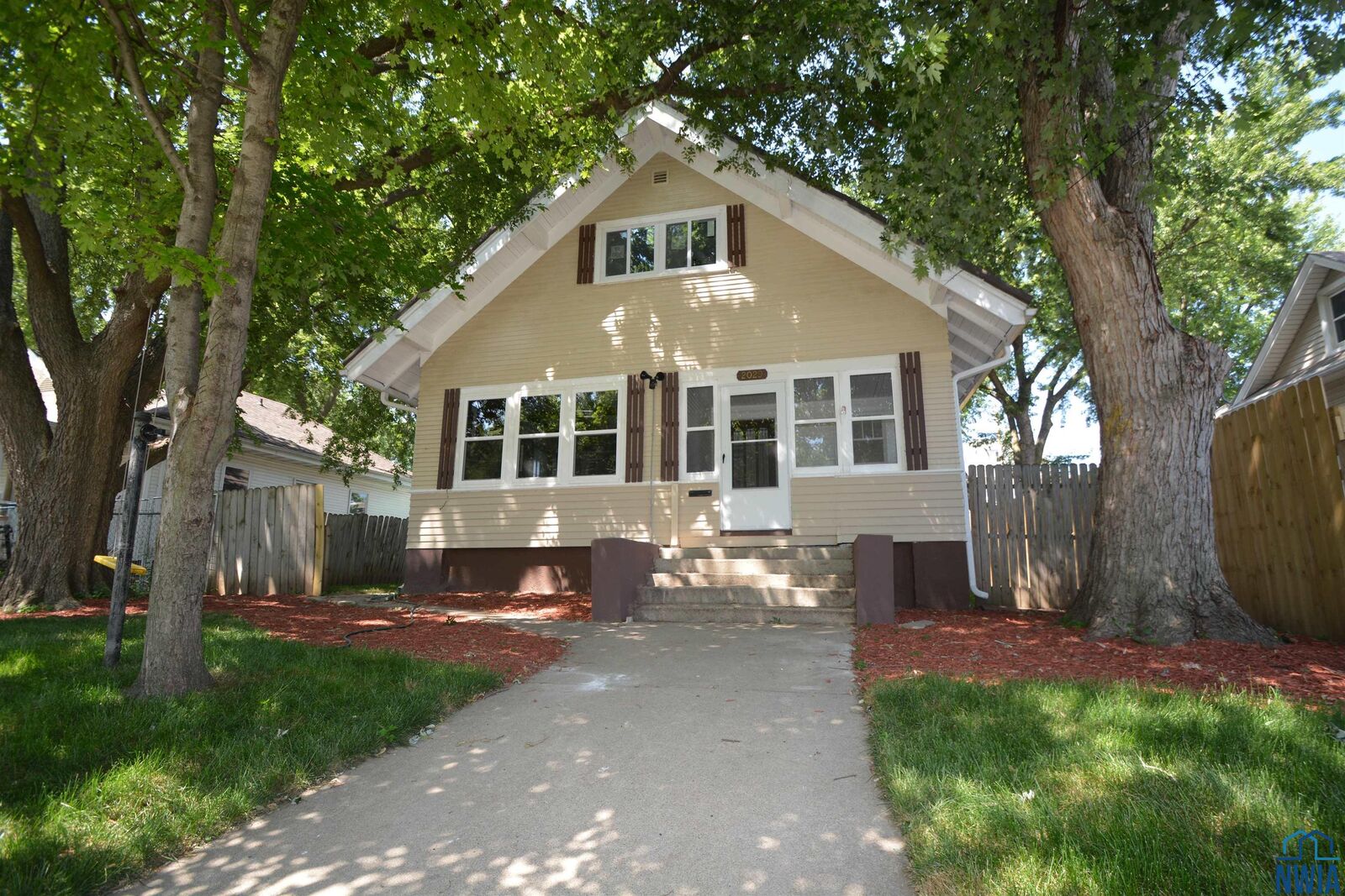 Property Photo: 2029 S Royce St IA 51106