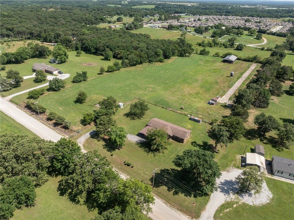 Property Photo:  19161 Old Springtown Road  AR 72734 