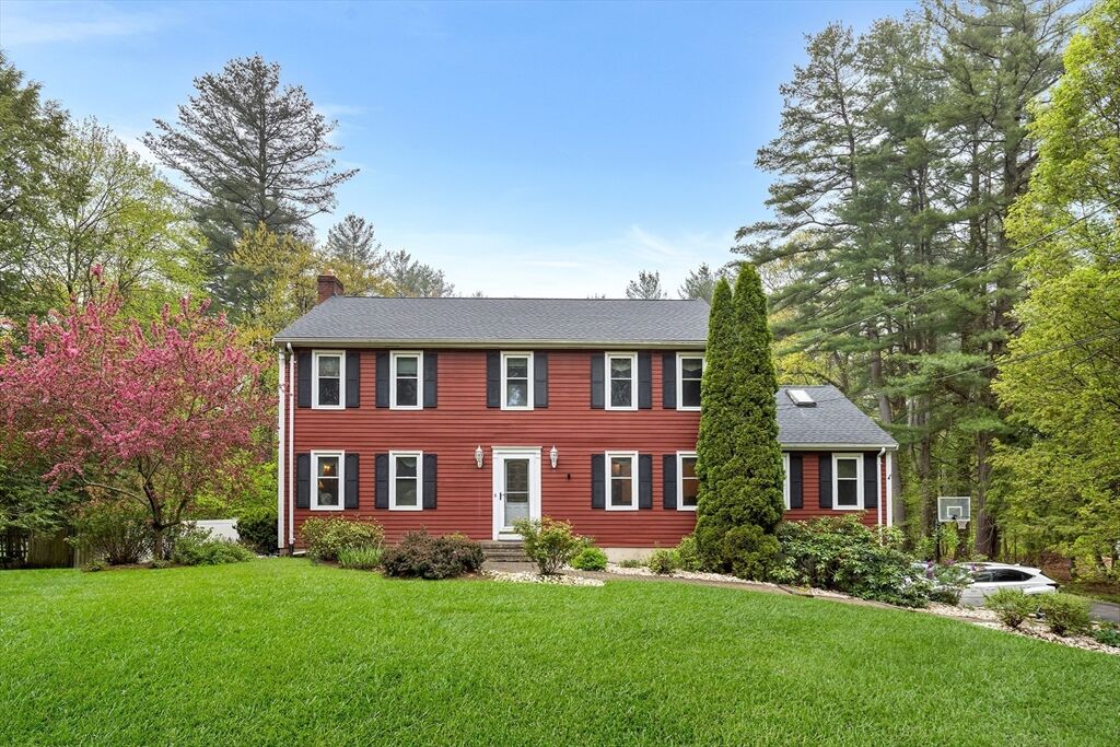 Property Photo:  89 Gray Street  MA 01845 