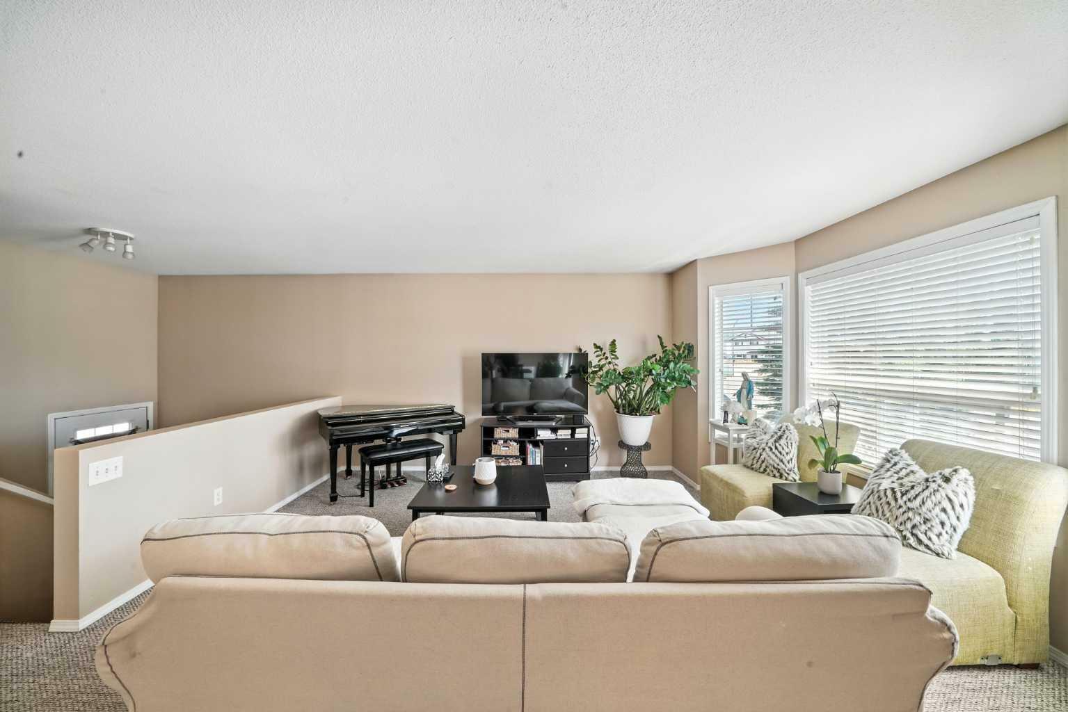 Photo de la propriété: 103 Addington Drive 48 AB T4R 3C6