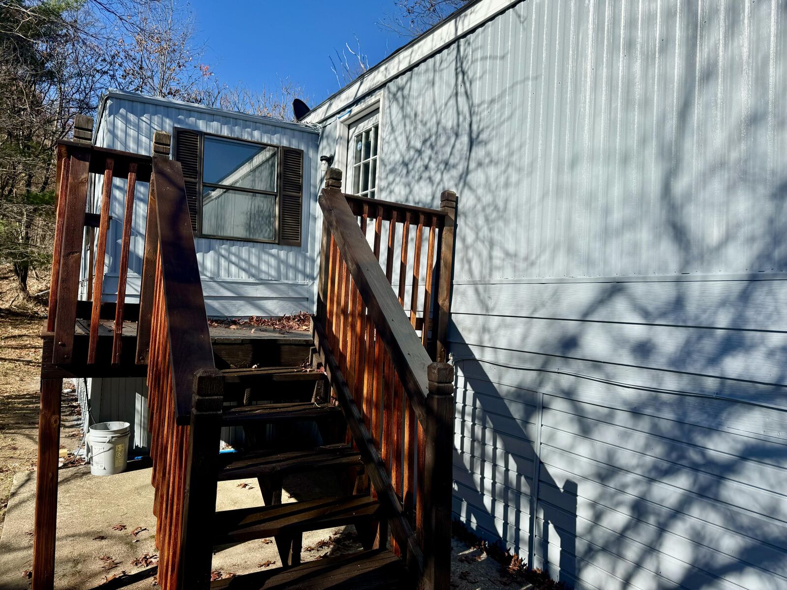 Property Photo: 152 Paul Terrace PA 18355