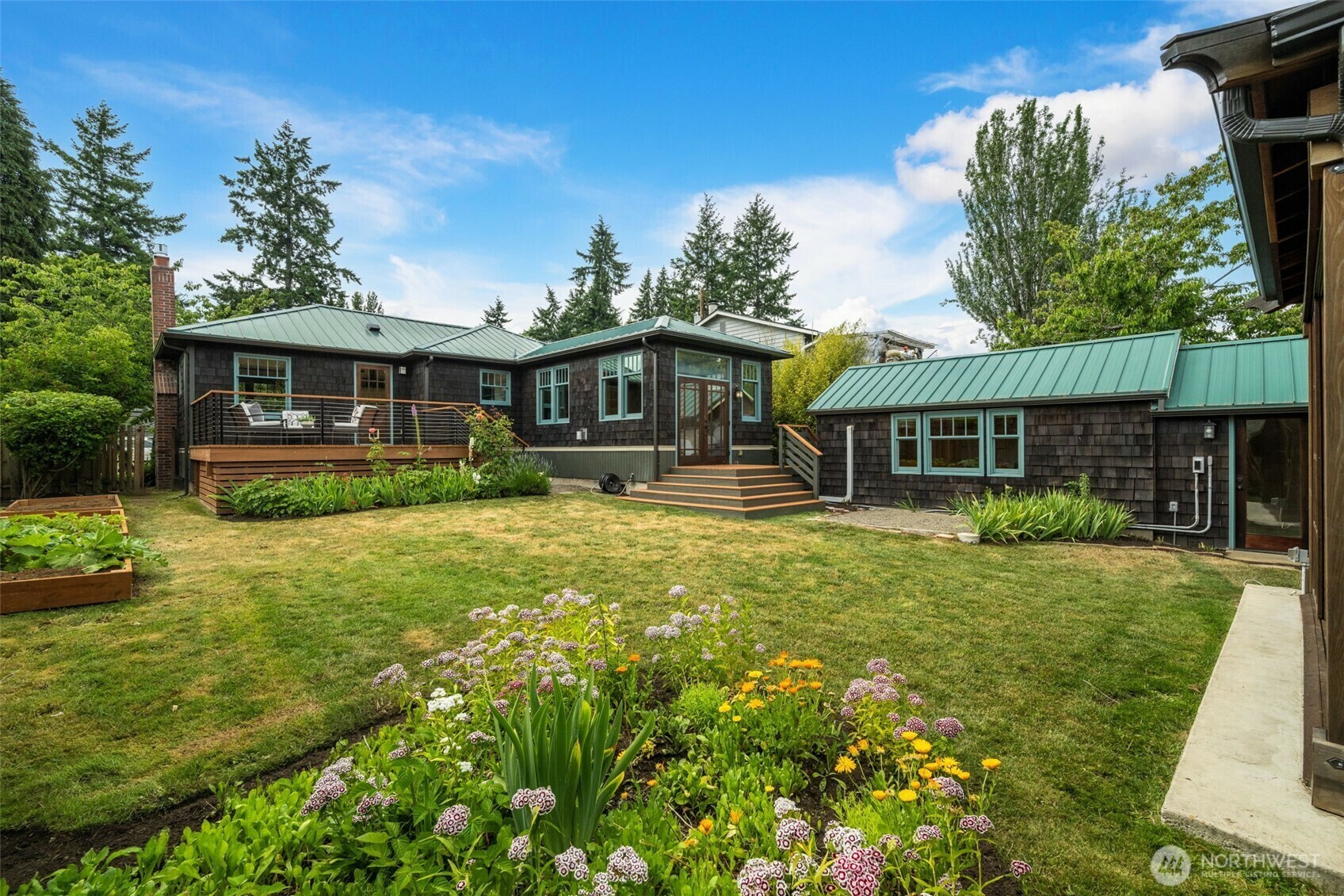 Property Photo: 11514 N Park Avenue N WA 98133