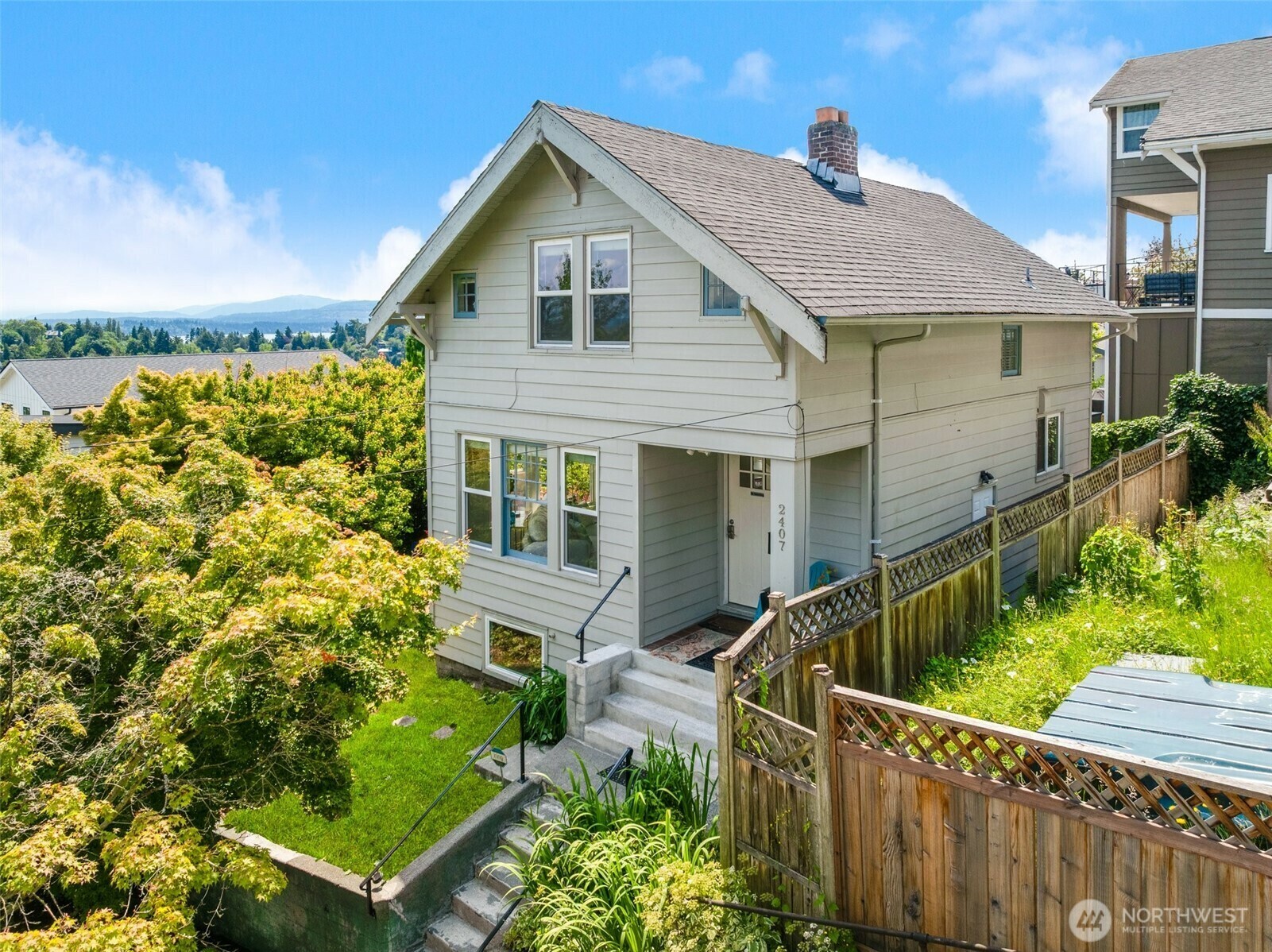 2407 E Ward Street  Seattle WA 98112 photo