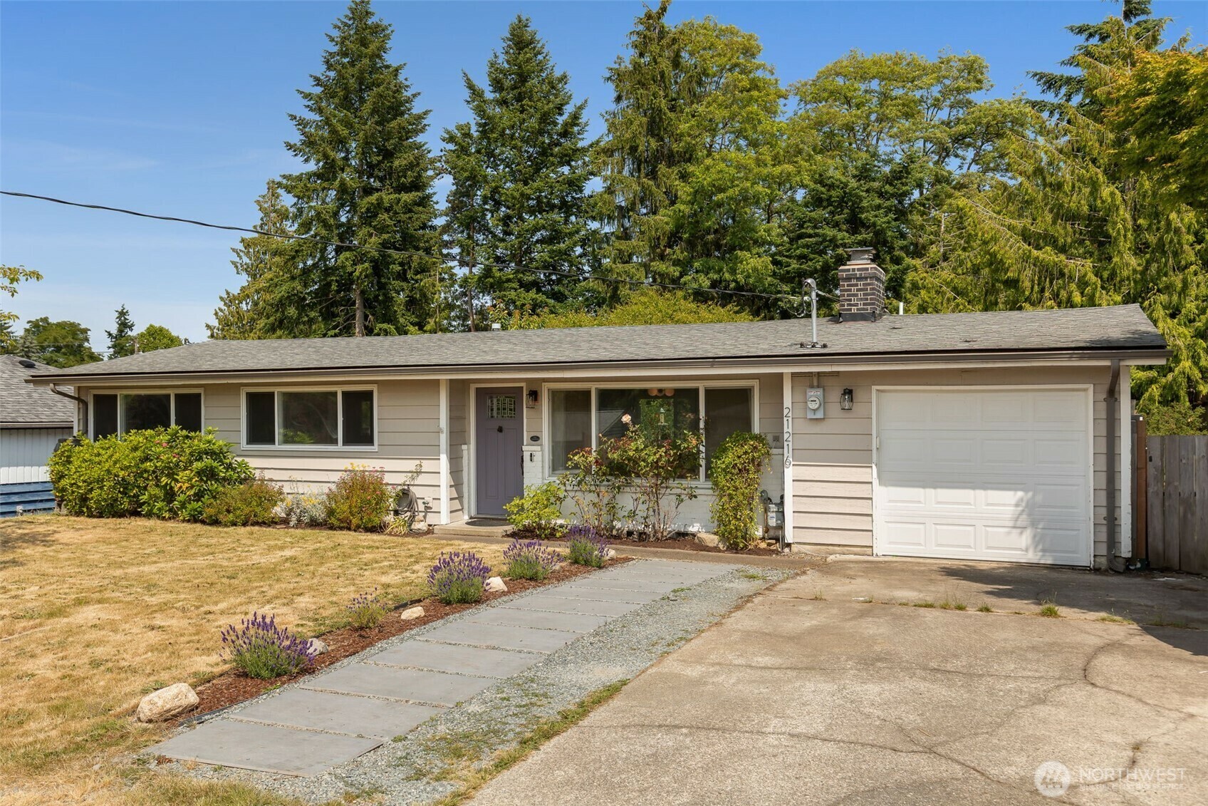 Property Photo: 21216 30th Avenue S WA 98198