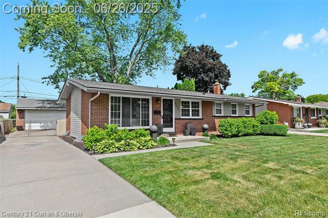 Property Photo: 31201 Kenwood Avenue MI 48071