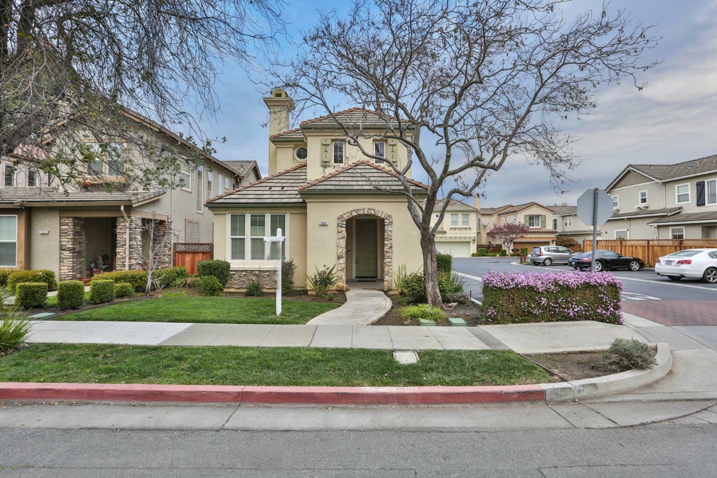 1051 West Iowa Avenue  Sunnyvale CA 94086 photo
