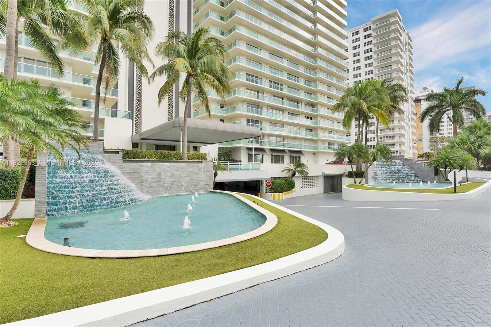 Property Photo:  3900 Galt Ocean Dr 506  FL 33308 