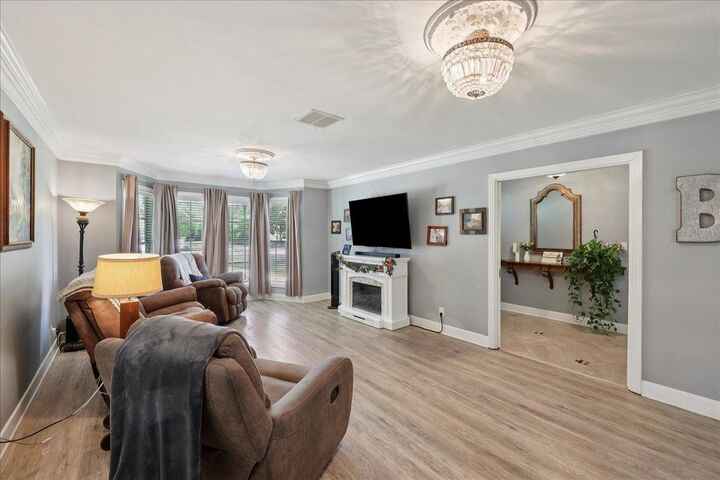 Property Photo:  1220 Sandwood  TX 77706-0000 