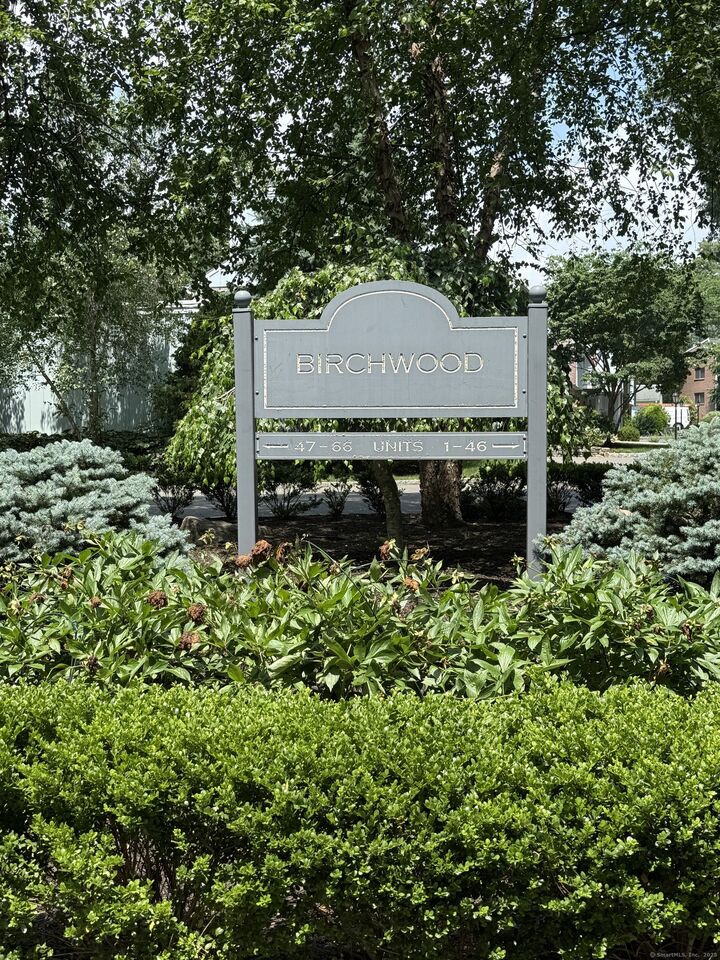 Property Photo: 13 Hills Lane 13 CT 06880