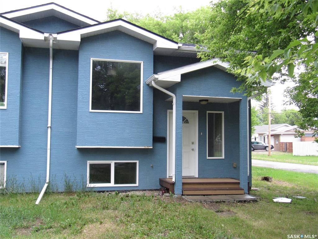 Property Photo:  490 Cory Street  SK S0K 0J0