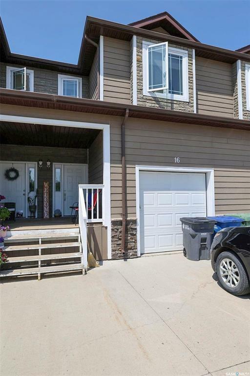 Property Photo: 16 McKenzie Lane SK S4L 0B2