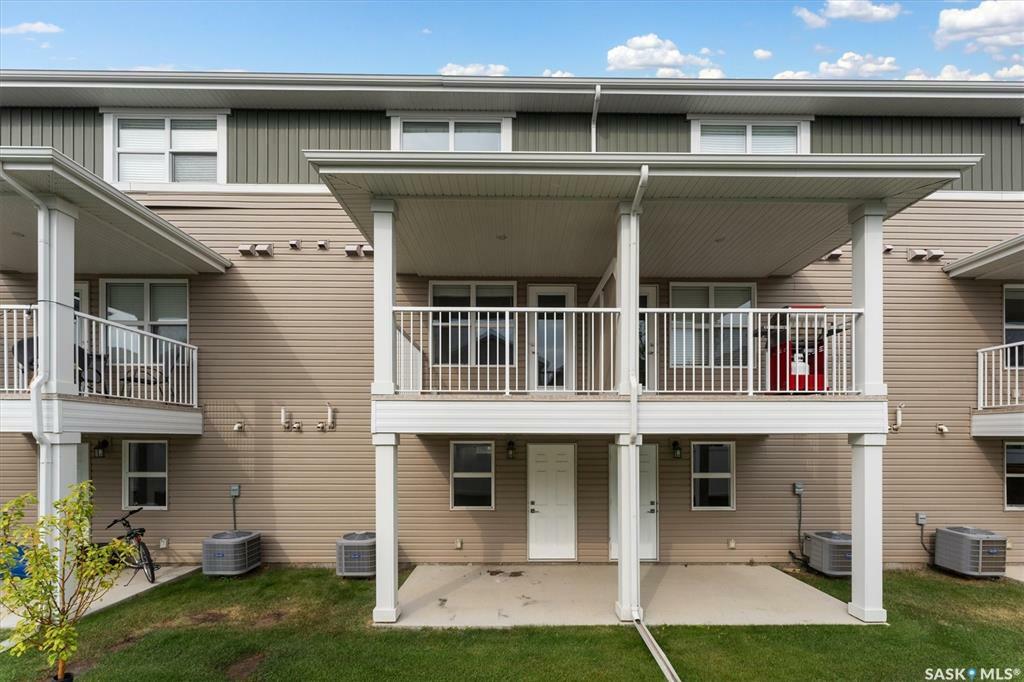 Property Photo: 1220 Pringle Way 229 SK S7T 0X5